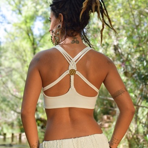 Haut de bikini bohème artisanal avec bande tressée et détail mandala en laiton – Tenue de festival élégante pour femme - Product Image 2