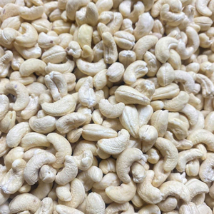 Trusted Supplier SANTIGO Cashew Vacuum Packed Cashew <b>Nuts</b> Kaju <b>Nuts</b> Low MOQ Custom Packing - Product Image 1
