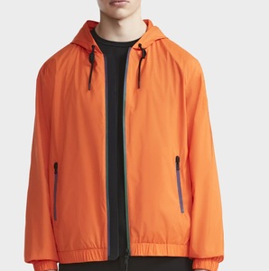 Veste coupe-vent légère et surdimensionnée en polyester enduit, imperméable et respirant, avec fermeture éclair, pour le travail et les activités sportives - Product Image 3