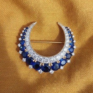 Broche Épingle Diamant Lune Croissante Saphir Bleu Style Victorien Plaqué Or 14K Argent Certifié Mariage Céleste 6-7CT Femme - Product Image 5