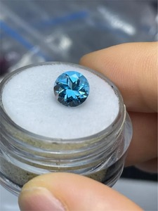 Topacio Azul Natural Tratado Térmicamente, Corte Brillante, 8x8mm, 3-4 Quilates, con Juego de Color, Piedra Suelta para Joyería, Diciembre - Product Image 1
