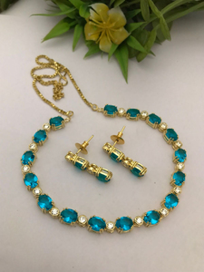 Conjunto de collar de lujo de calidad premium con circonitas cúbicas, diseño hermoso, perfecto para fiestas, oficina, combina con todos los atuendos, ligero. - Product Image 1
