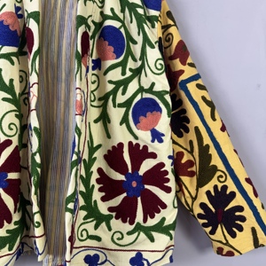 เสื้อโค้ทลายดอกซูซานีทำมือจากบูติก - Product Image 6