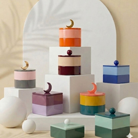Boîte cadeau décorative artisanale pour biscuits, chocolats, dattes et célébrations de l'Aïd, boîte en laque sophistiquée pour le Ramadan