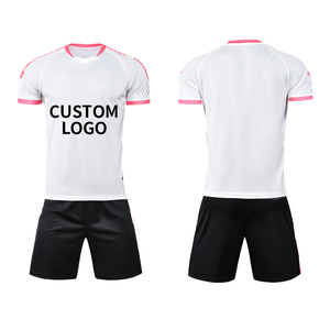 Ensemble de maillots de football blanc et rose pour hommes, col rond, manches courtes, sublimé, anti-transpiration, anti-UV, personnalisable avec le nom de l'équipe, coupe athlétique, toutes tailles - Product Image 1