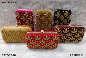 Beaded Diamond Lattice Clutch Evening Bag with Floral <b>Embroidery</b> in Gold Silver Black Blue and Mint Colors - Product Image 6