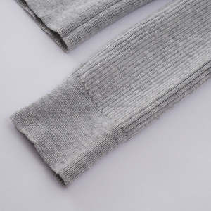 Cómodo Cárdigan Informal de Invierno de Algodón para Mujer de Talla Grande con Botones Cubiertos, Estilo Fraternidad Griega - Product Image 3