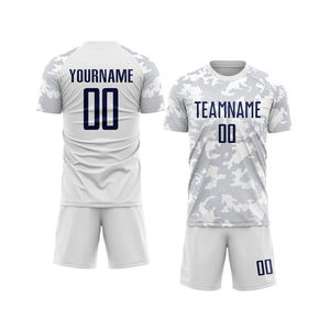 เสื้อฟุตบอลคุณภาพสูง ระบายอากาศ แห้งเร็ว สำหรับผู้ใหญ่ แบบสั่งทำ แขนสั้น คอกลม โพลีเอสเตอร์ 100% พร้อมโลโก้ด้านหน้า รับผลิตแบบ OEM - Product Image 4
