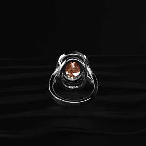 Anillos de Compromiso de Moissanita Rosa Ovalada de 6 Quilates al por Mayor con Halo de Diamantes Blancos y Joyería de Alta Gama para Minoristas - Product Image 5