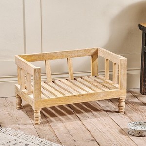 Lit pour animaux de compagnie en bois de manguier artisanal, vente en gros |   Fabricant de lits pour chiens en bois naturel en Inde - Product Image 1