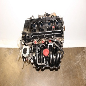 เครื่องยนต์เบนซินโตโยต้า 2.7 ลิตร V6 รุ่น 2TR-FE มือสอง สภาพดี ของแท้จากโตโยต้า ประกอบโดยตรงจากโรงงาน ทำงานราบรื่น ประหยัดน้ำมัน - Product Image 1