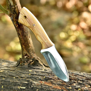 Couteau de chasse et de camping en acier carbone fait main à lame fixe, avec manche en bois de frêne, vente en gros, OEM, logo personnalisé - Product Image 4