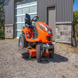 Tractor cortacésped Kubota GR2020 premium diseñado para un corte de césped eficiente en granjas y jardines grandes - Product Image 4