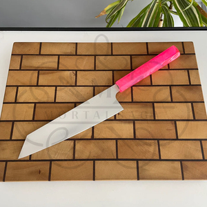 Couteau de chef artisanal personnalisé avec manche en bois et résine, lame gravée et design de qualité supérieure pour la cuisine - Product Image 3