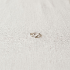 Anillo de Compromiso Clásico con Diamante Cultivado en Laboratorio, Oro Blanco de 14K, Corte Brillante Redondo, para Mujer, Aniversario de Bodas - Product Image 2