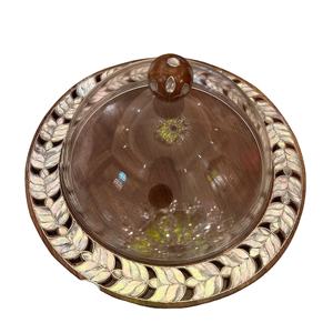 Dôme en acrylique luxueux pour servir lors de l'Aïd et du Ramadan, plateau rond élégant en bois d'acacia avec incrustation complexe de nacre - Product Image 4