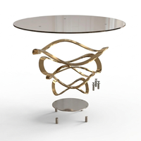 Table à manger rectangulaire moderne en verre trempé, base en fer torsadé avec ruban doré de luxe, artistique, 4 places, mobilier pour la maison, appartement, hôtel