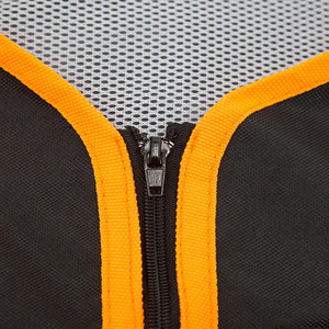 Gilet de sécurité réfléchissant haute visibilité pour travaux de construction avec poches, porte-badge et caractéristiques de sécurité routière Accepte OEM/ODM - Product Image 3