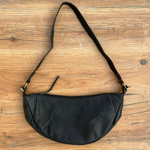 Bolso personalizado para axilas, bolsos de cuero genuino, bolso de diseñador para mujer, bolso cruzado de gran capacidad de media luna a la moda para mujer - Product Image 2