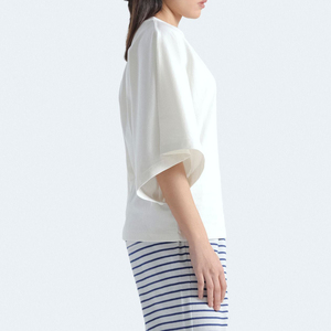 Camisetas tipo murciélago para mujer, de corte holgado, cuello redondo, estilo casual, para verano, se aceptan marcas privadas. - Product Image 4