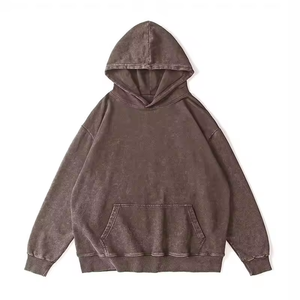 Sweat-shirt à capuche unisexe noir uni, personnalisable avec logo, coupe ample, en molleton de coton épais 320 GSM - Product Image 3