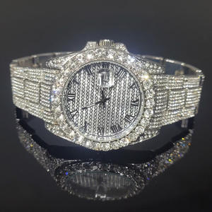 Montre en acier inoxydable pour homme, luxe, mode, mouvement à quartz moderne, cadran en verre, logo personnalisé, OEM ODM, vente en gros pour les occasions spéciales - Product Image 1