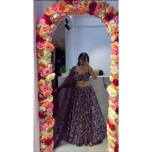 Diseñador Hermosa Lehenga Choli con Impresión Digital para Vestidos de Novia - Product Image 1