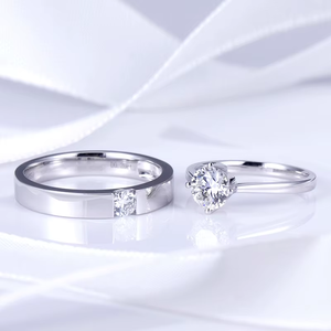 Bague de fiançailles classique en diamant rond taille brillant, monture à griffes en argent 925, bijoux fins pour femme - Product Image 2