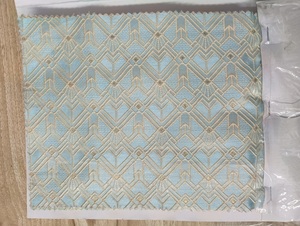 Fil à broder en polyester durable pour machine et main, style floral, couleurs vives résistantes à la décoloration, poids moyen pour vêtements - Product Image 5