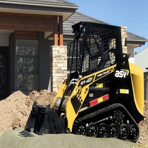 Experimente un rendimiento inigualable con el ASV RT40 Track Skid Steer, que ofrece una potencia de elevación versátil, control preciso y durabilidad. - Product Image 4