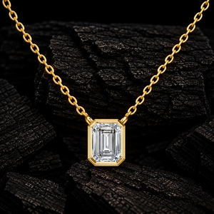 จี้เพชรทรงเอเมอรัลด์คัท เพชรเลี้ยงในห้องปฏิบัติการ ทองคำแท้ 14K แบบฝังขอบ สร้อยคอ 0.50-3.00 กะรัต DEF VVS รับรองโดย IGI เครื่องประดับชั้นดี ของขวัญ ODM - Product Image 1