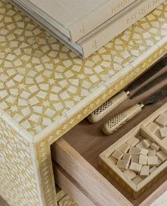 Aparador de madera maciza de mango amarillo con incrustaciones de hueso, 5 cajones, cómoda de almacenamiento, consola decorativa hecha a mano para sala de estar - Product Image 5