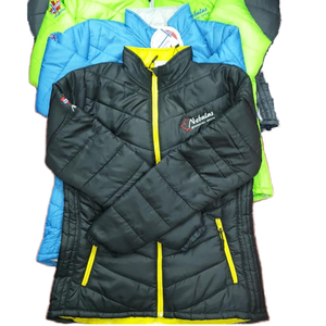 Vestes rembourrées au-dessus de la marque, vêtements pour femmes, étiquettes de marque, manches longues, fermeture éclair, col montant, packs, en Stock du Bangladesh, collection - Product Image 1