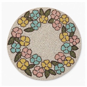 Nouvelle Arrivée Set de Table Perlé en Verre à Motif Floral Fait Main, Assiette de Présentation Perlée en Verre pour Mariage, Fête et Décoration Intérieure - Product Image 6