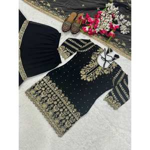 Ensemble de vêtements de fête pour femmes de créateur Sharara Plazzo Dupatta - Product Image 1