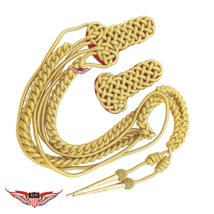 Aiguillette torsadée avec écusson doré en Mylar sur fond rouge et pointe dorée métallique - Product Image 1