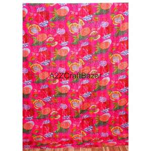 Colcha Kantha Vintage de Algodón Orgánico Hecha a Mano - Cubrecama Reversible Ecológico de Rajasthan - Product Image 6