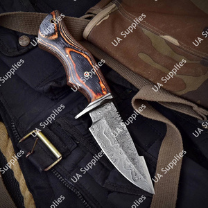 Couteau à Découper Damas Ultra-Tranchant de Haute Qualité, Fabrication Artisanale, Manche en Bois Pakka, Étui en Cuir Personnalisé, Faible MOQ, Vente Directe Usine OEM ODM - Product Image 4