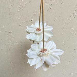 Flores de Madera Sola VADEE, Hechas a Mano, Sostenibles y Naturales, Flores de Madera Sola Dahlia de 8.5 CM, Varilla de Fibra Vegetal de Sesbania de Tailandia - Product Image 6