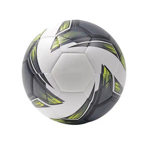 Balones de fútbol de entrenamiento fabricados en fábrica para fabricantes de artículos deportivos, impresión de logotipo personalizado, balón de fútbol pakistaní, tamaño 5 - Product Image 4