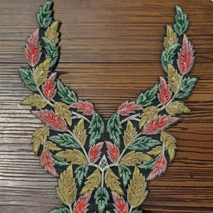 Patch de cou en dentelle filet classique Zari Sequin Design brodé à coudre pour vêtements indiens pour Lehenga Choli Saree Blouse Textiles de maison - Product Image 1