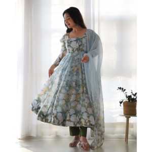 Vestido de fiesta de mujer Anarkali talla XS de diseñador con colgante y Dupatta - Product Image 2