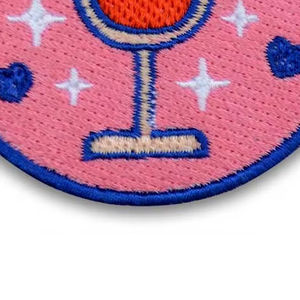 Écussons brodés personnalisés en gros, faible MOQ, en tissu chenille avec logo de forme ovale pour vêtements et chapeaux - Product Image 5