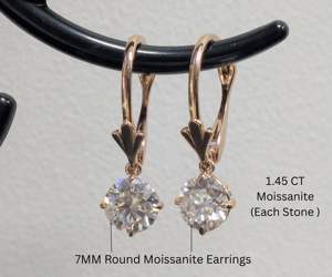 Pendientes de Oro Blanco/Amarillo/Rosa de 14K con Moissanita de Corte Brillante de 2.90 Ct, Diseño Vintage Colgante, Certificados, para Bodas y Fiestas - Product Image 1