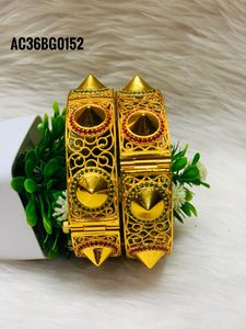 ALANKEET CREATIONS กำไลข้อมือทองคำชุบ 24K ดีไซน์หรูหรา สไตล์ชาติพันธุ์ ประดับด้วยลายฉลุ รูปทรงปิรามิด ฝังพลอยหลากสี สำหรับผู้หญิง - Product Image 4