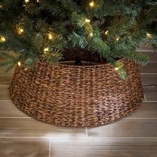 Wicker Christmas Tree Collar <b>Skirt</b> Rattan Xmas Tree Basket Ring Base Wholesaler Seagrass Water Hyacinth Xmas Tree <b>Skirt</b> - Product Image 2