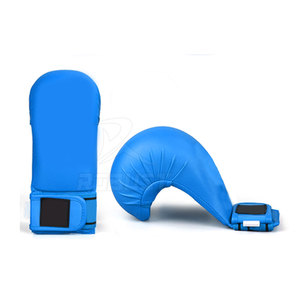 Ensemble de Taekwondo en Cuir Léger pour Hommes ROBUST INDUSTRIES – Options Personnalisables pour l'Entraînement aux Arts Martiaux et des Séances de Pratique Sûres - Product Image 2