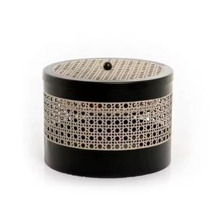 Chauffe-plats en émail satiné blanc de qualité supérieure avec accents dorés brossés, support en colonne, casseroles design pour plats chauds - Product Image 4