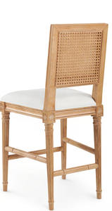 Silla de Comedor Moderna Neoclásica con Acabado en Madera de Roble y Respaldo de Ratán para Comedor o Banquete por NAM HAI - Product Image 4