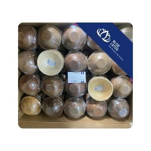 BEST SELLER Assiette en feuille de palmier jetable pour la restauration, les événements, les buffets et la présentation des aliments Vietnam - Product Image 1